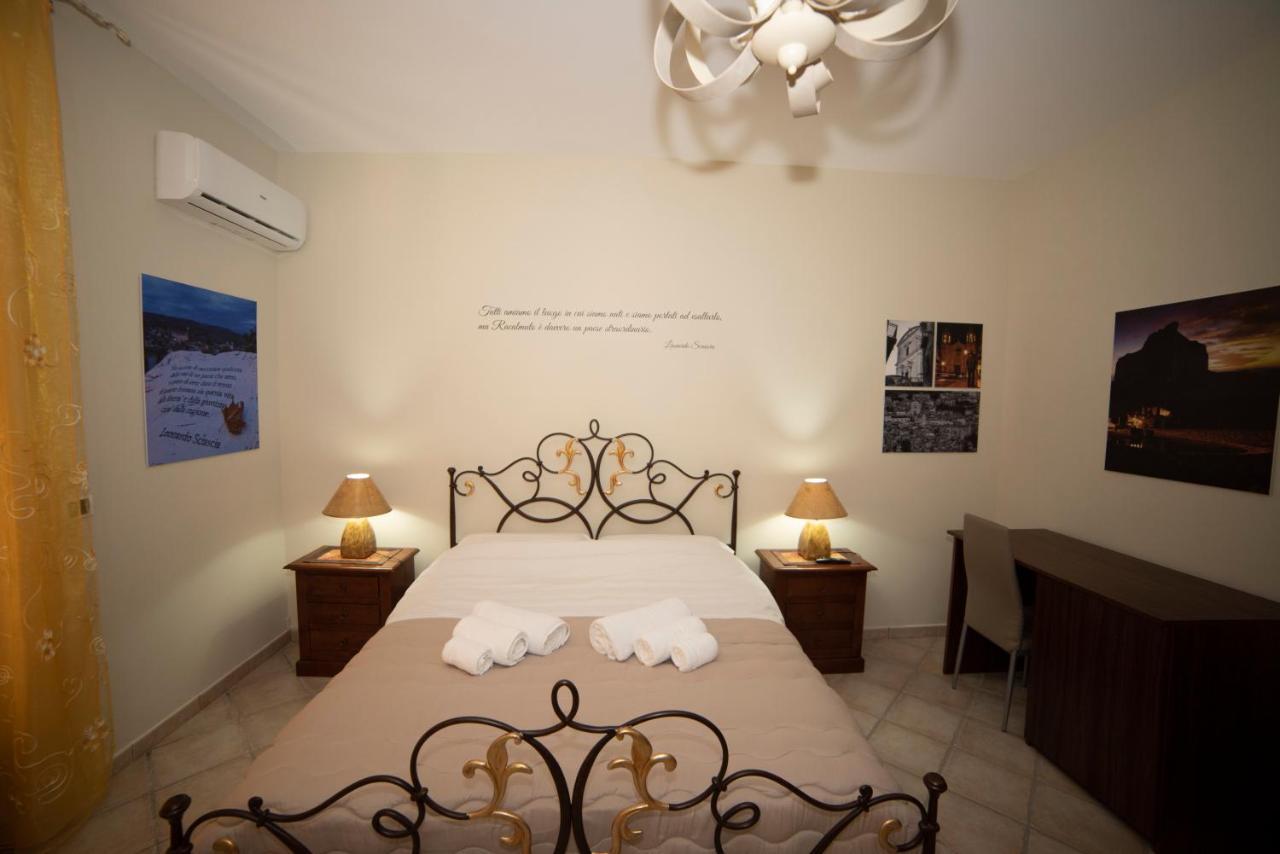 B&B La Terrazza Degli Scrittori Racalmuto Dış mekan fotoğraf