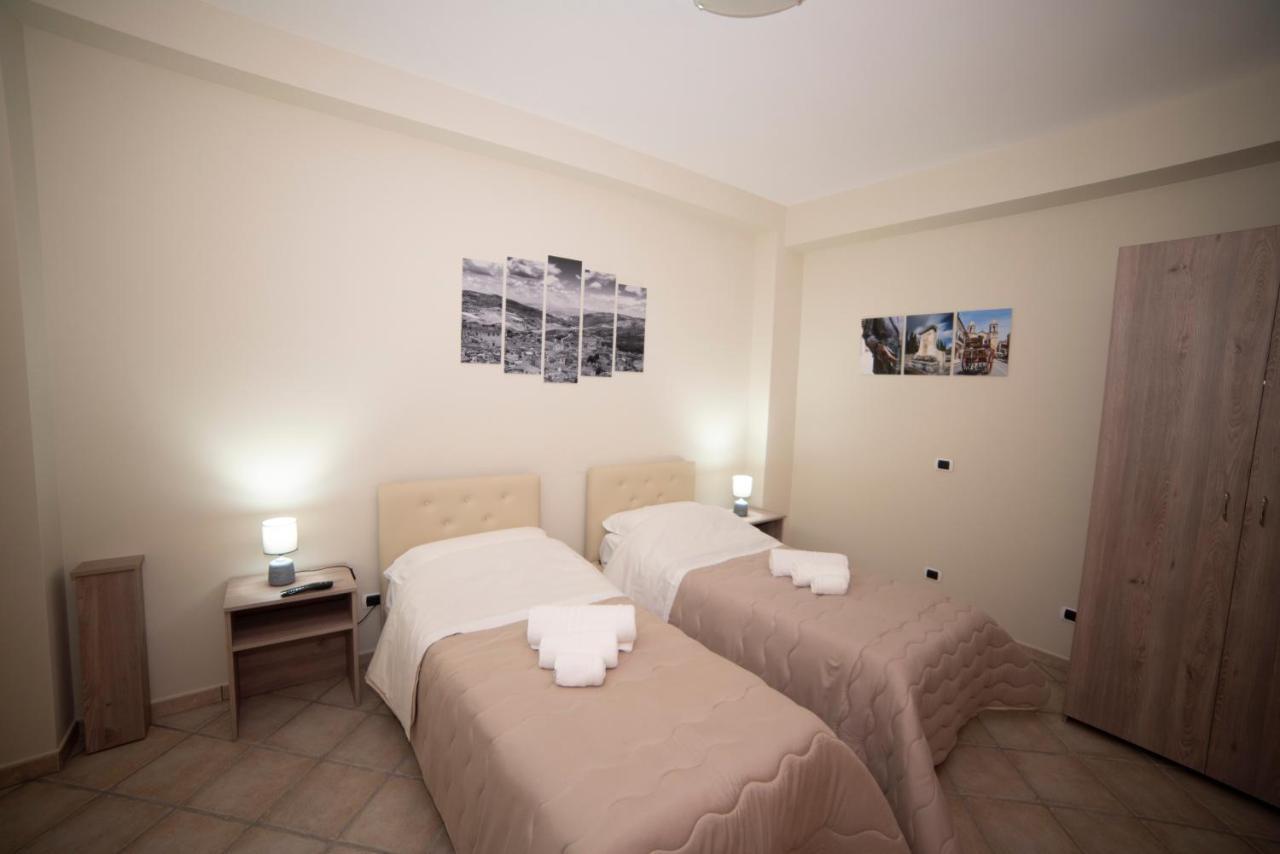 B&B La Terrazza Degli Scrittori Racalmuto Dış mekan fotoğraf