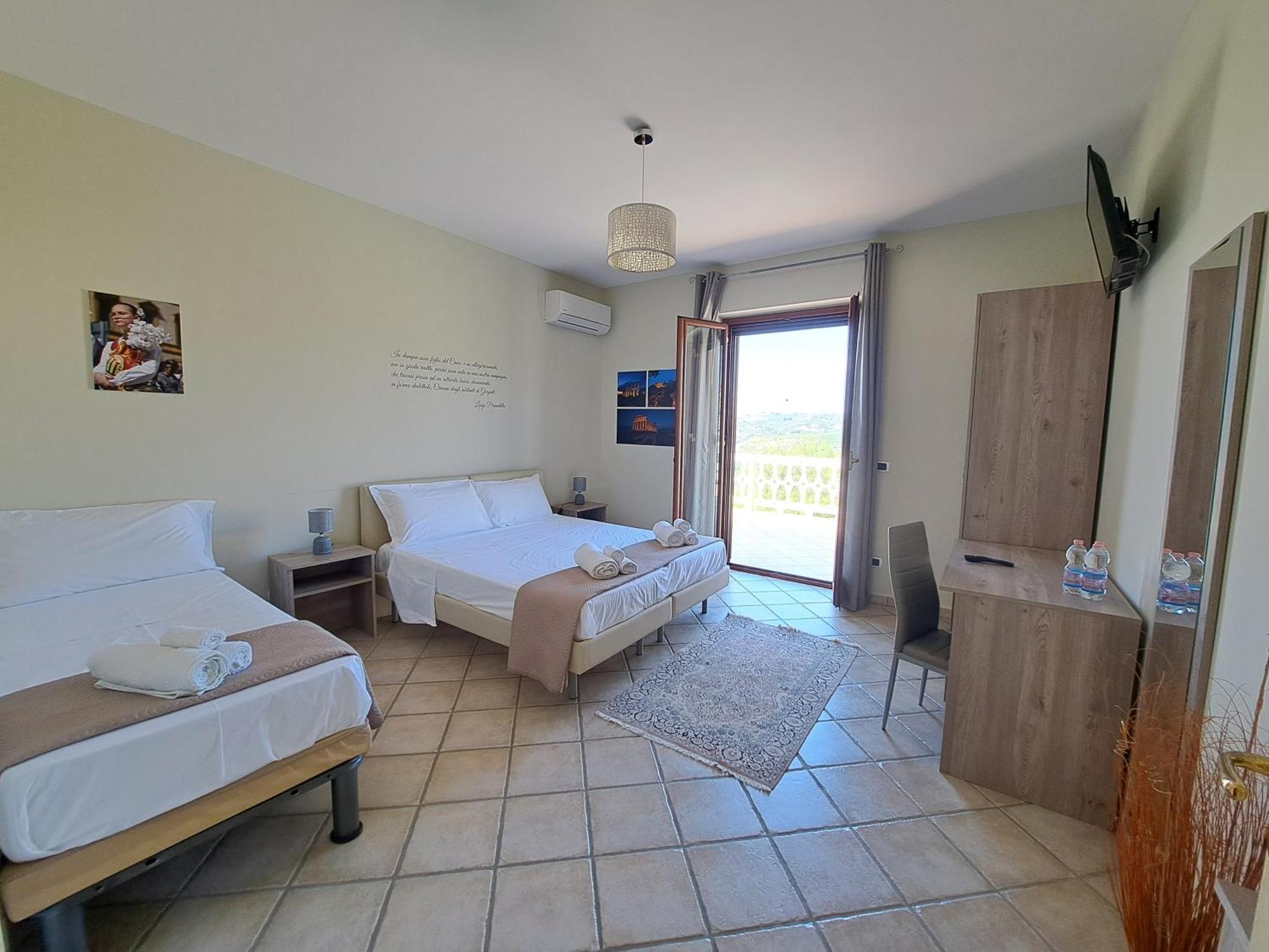 B&B La Terrazza Degli Scrittori Racalmuto Dış mekan fotoğraf